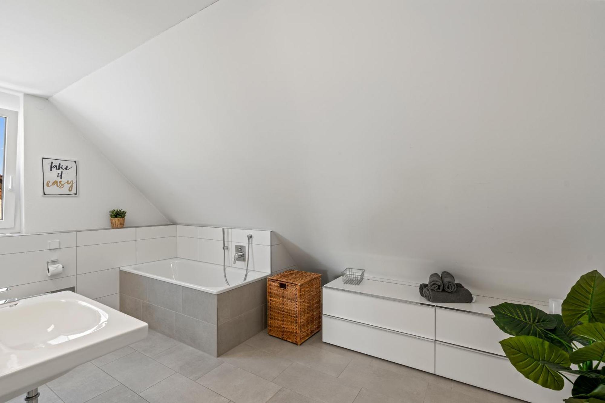 Seeview Maisonette In Direkter Seenaehe Friedrichshafen Exterior photo