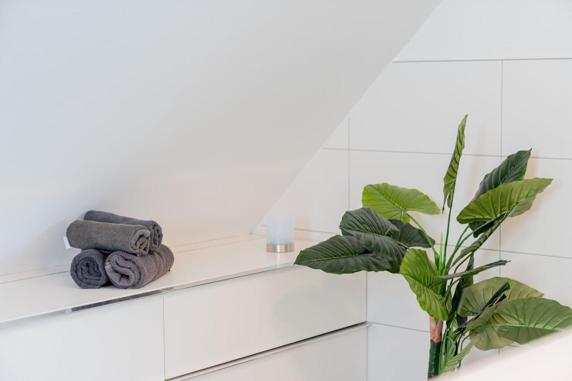 Seeview Maisonette In Direkter Seenaehe Friedrichshafen Exterior photo